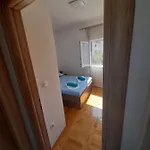 Luce * Μακάρσκα