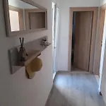Luce * Μακάρσκα