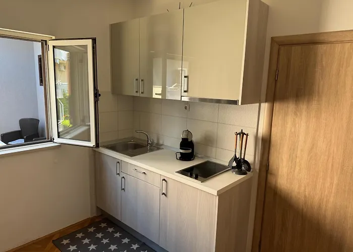 Luce * 马卡尔斯卡